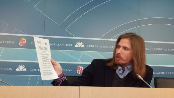 Pablo Fernández detalla los gastos del acto institucional Pablo Fernández detalla los gastos del acto institucional
