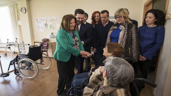 La consejera María José Sánchez en la residencia de mayores Santiago Carrillo La consejera María José Sánchez en la residencia de mayores Santiago Carrillo