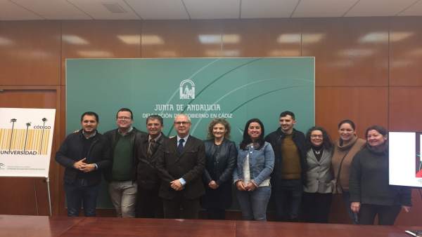 Presentación de 'Codigo Universidad' del IAJ y la UCA Presentación de 'Codigo Universidad' del IAJ y la UCA