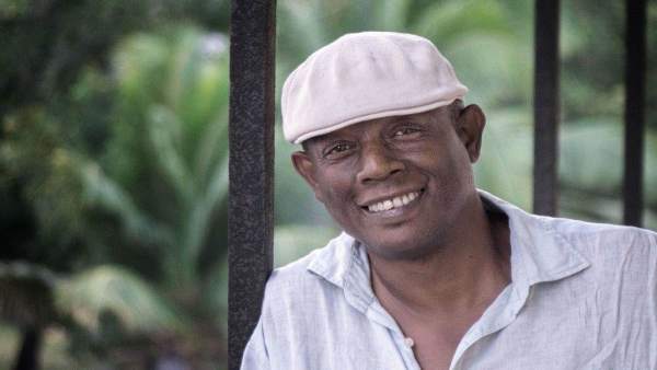 El cubano Alberto Guerra obtiene el Premio de Relatos Cortos José Nogales. El cubano Alberto Guerra obtiene el Premio de Relatos Cortos José Nogales.