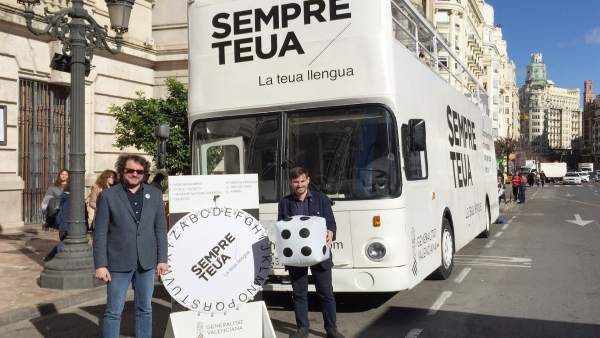 El 'Bus de la Llengua' recorrerà València durant la setmana fallera El 'Bus de la Llengua' recorrerà València durant la setmana fallera