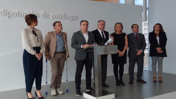 Elías Bendodo presidente Diputación con secretario de Estado Fernández de Moya Elías Bendodo presidente Diputación con secretario de Estado Fernández de Moya