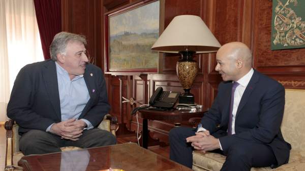 Imagen del encuentro. Imagen del encuentro.