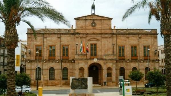 Fachada del Ayuntamiento de Linares Fachada del Ayuntamiento de Linares