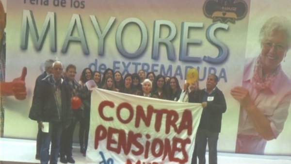 Asamblea de la Plataforma de Pensionistas y Jubilados de Mérida y comarca Asamblea de la Plataforma de Pensionistas y Jubilados de Mérida y comarca