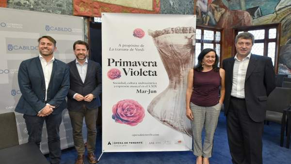Nota De Prensa Y Fotografías: Auditorio Ópera Nota De Prensa Y Fotografías: Auditorio Ópera