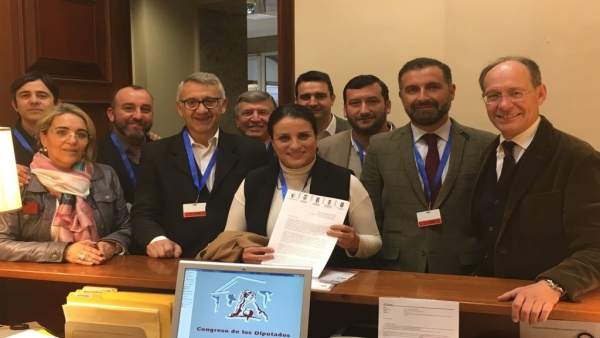 Alcaldes del Condado, en el Congreso. Alcaldes del Condado, en el Congreso.