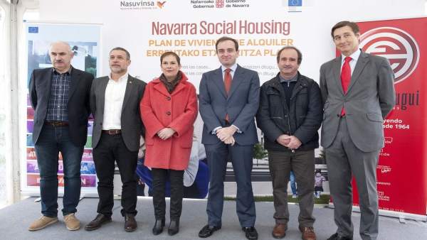 Uxue Barkos, en el inicio de obras de Navarra Social Housing. Uxue Barkos, en el inicio de obras de Navarra Social Housing.