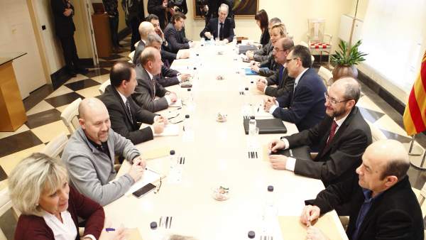 Primera reunión de la Mesa de la Automoción de Aragón Primera reunión de la Mesa de la Automoción de Aragón