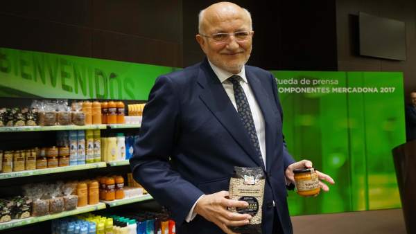 Roig (Mercadona) diu que segueix "preocupat" per la situació de Catalunya però ja no està "espantat" Roig (Mercadona) diu que segueix "preocupat" per la situació de Catalunya però ja no està "espantat"