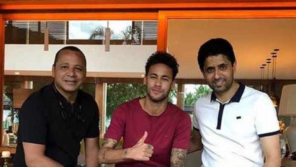 Al Khelaifi, Neymar Jr y su padre Al Khelaifi, Neymar Jr y su padre
