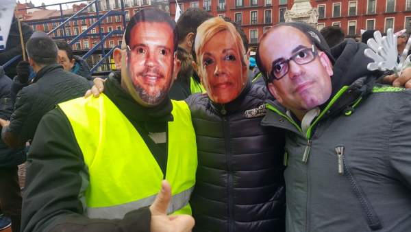 Protesta de los policías municipales en la Plaza Mayor. 13-3-2018 Protesta de los policías municipales en la Plaza Mayor. 13-3-2018