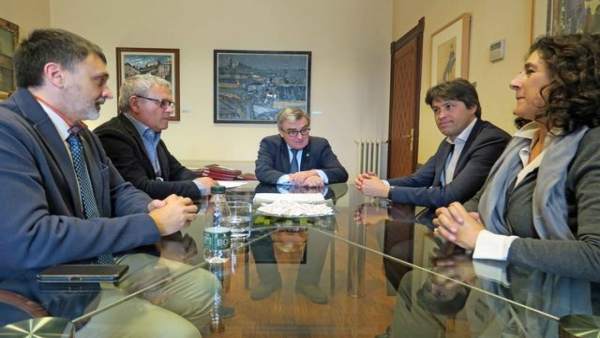 El alcalde de Lleida se reúne con la junta de SCC El alcalde de Lleida se reúne con la junta de SCC