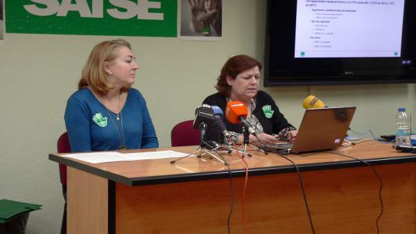 Ana Bonafonte y Ana Asín, de SATSE Aragón, en la rueda de prensa Ana Bonafonte y Ana Asín, de SATSE Aragón, en la rueda de prensa
