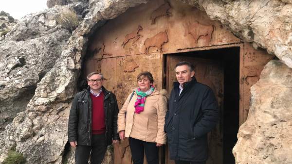 Luis María Beamonte (PP) visita Molinos y Cantavieja (Teruel) Luis María Beamonte (PP) visita Molinos y Cantavieja (Teruel)
