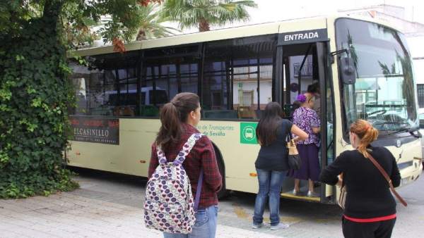 Imagen de uno de los autobuses del Consorcio de Transportes Imagen de uno de los autobuses del Consorcio de Transportes