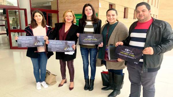 Mariví Romero PP de Málaga pide Plan de Turismo Joven Mariví Romero PP de Málaga pide Plan de Turismo Joven
