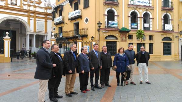 Espadas visita a las obras del entorno de la basílica de la Macarena Espadas visita a las obras del entorno de la basílica de la Macarena