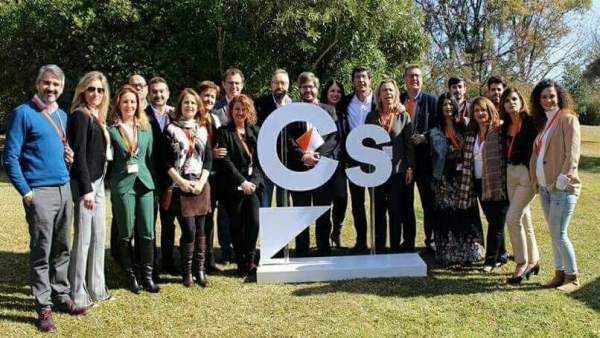 Representantes de Cs Representantes de Cs