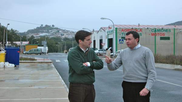 José Enrique Borrallo, con García Longoria. José Enrique Borrallo, con García Longoria.
