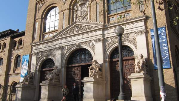 Edificio Paraninfo De La Universidad De Zaragoza Edificio Paraninfo De La Universidad De Zaragoza