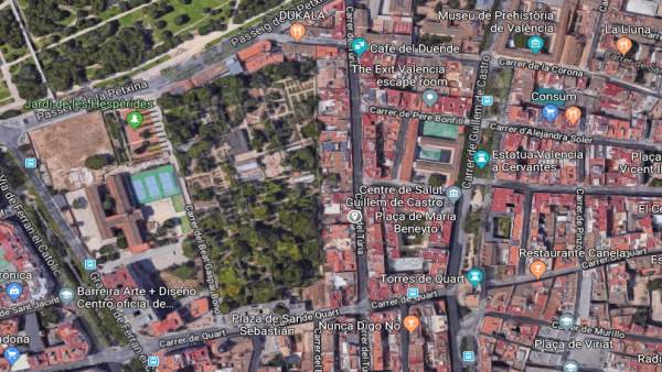 Calle Turia junto al Jardín Botánico Calle Turia junto al Jardín Botánico