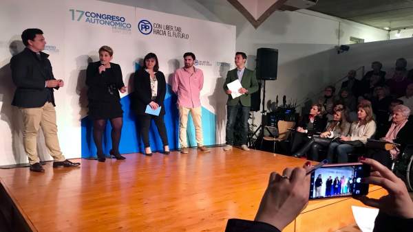 Imagen de Arroyo en el acto de participación del PP Imagen de Arroyo en el acto de participación del PP