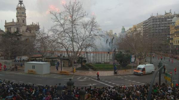Imagen de la decimocuarta 'mascletà' de las Fallas 2018 Imagen de la decimocuarta 'mascletà' de las Fallas 2018