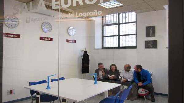 Inauguración Sala Europa de Gota de Leche en Logroño con Gamarra Inauguración Sala Europa de Gota de Leche en Logroño con Gamarra