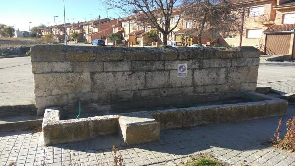 Fuente Blanca, en Hontalbilla. Fuente Blanca, en Hontalbilla.