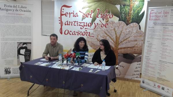 Ana Redondo (centro) y Cristina Tejera (dcha) presentan la feria 15-3-18 Ana Redondo (centro) y Cristina Tejera (dcha) presentan la feria 15-3-18