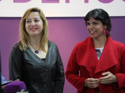 Las parlamentarias de Podemos Andalucía Carmen Lizárraga y Teresa Rodríguez