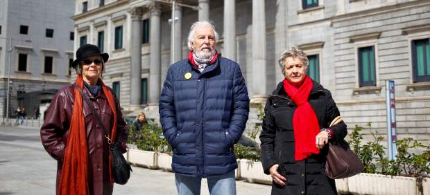 Soledad, Bernado y Toñi, tres pensionistas.