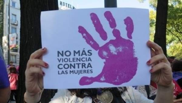 Cartel 'No más violencia de género' Cartel 'No más violencia de género'