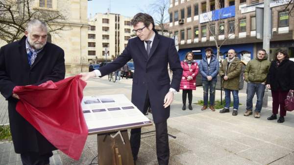 Vitoria recuerda a las víctimas detenidas en el convento de los Carmelitas, Vitoria recuerda a las víctimas detenidas en el convento de los Carmelitas,