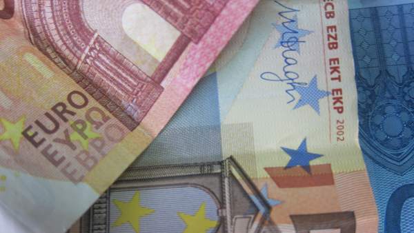 Dinero Dinero