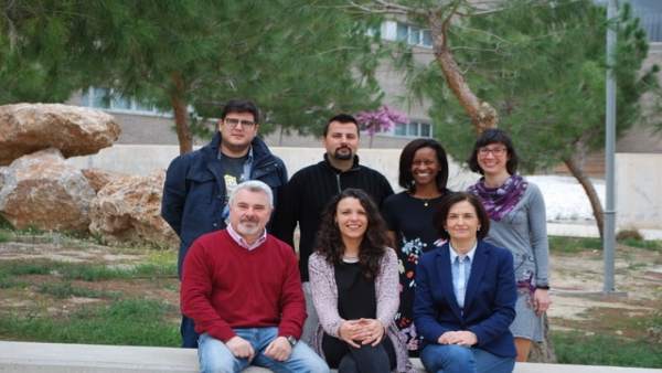 Investigadores de la Facultad de Psicología de la Universidad de Murcia Investigadores de la Facultad de Psicología de la Universidad de Murcia