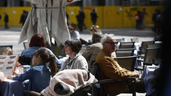 La intenció de despesa dels valencians per a Setmana Santa disminueix un 25% La intenció de despesa dels valencians per a Setmana Santa disminueix un 25%