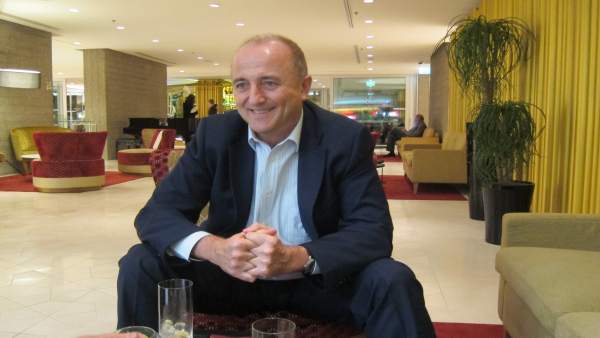 Entrevista al exministro de Industria Miguel Sebastián Entrevista al exministro de Industria Miguel Sebastián