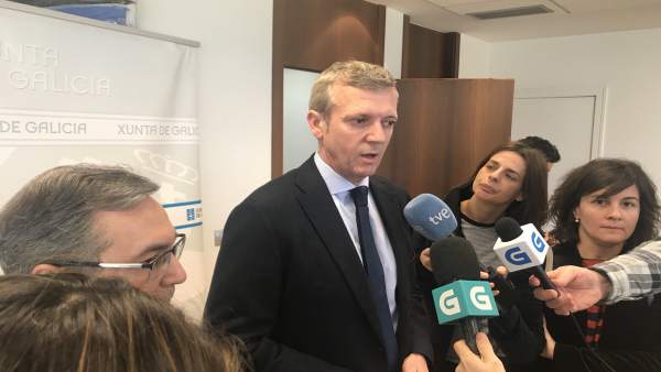 El vicepresidente de la Xunta, Alfonso Rueda, en declaraciones a los medios El vicepresidente de la Xunta, Alfonso Rueda, en declaraciones a los medios