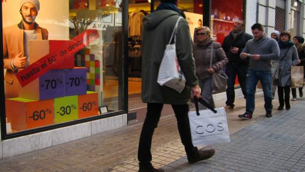 Aquest diumenge 18 de març, primer festiu que obriran els comerços Aquest diumenge 18 de març, primer festiu que obriran els comerços