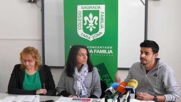 Raquel Bonilla, Patricia Aranda y Jorge Chinchón, del colegio Sagrada Familia Raquel Bonilla, Patricia Aranda y Jorge Chinchón, del colegio Sagrada Familia