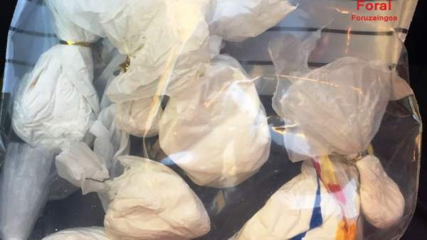 Droga incautada al detenido Droga incautada al detenido