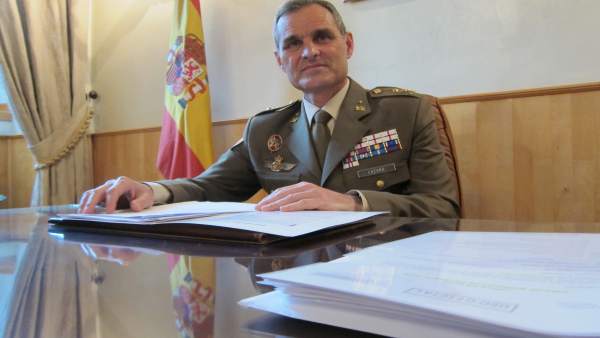 El general jefe de la BRI X, Aroldo Lázaro El general jefe de la BRI X, Aroldo Lázaro
