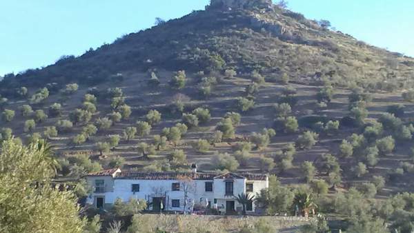 Vista del cortijo Cerro Libertad Vista del cortijo Cerro Libertad