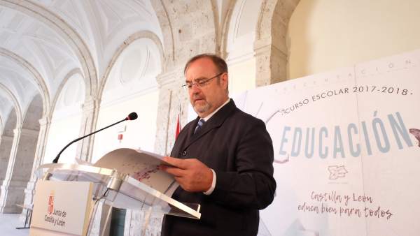 El consejero de Educación, Fernando Rey El consejero de Educación, Fernando Rey