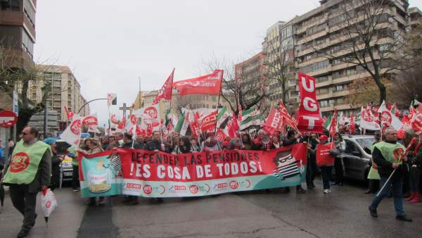 Manifestación de pensionistas en Cáceres Manifestación de pensionistas en Cáceres