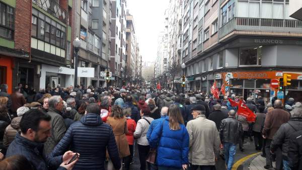 Manifestación en defensa de las pensiones. Manifestación en defensa de las pensiones.