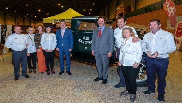 Nota De Prensa Y Foto Salón Vehículo Clásico Nota De Prensa Y Foto Salón Vehículo Clásico