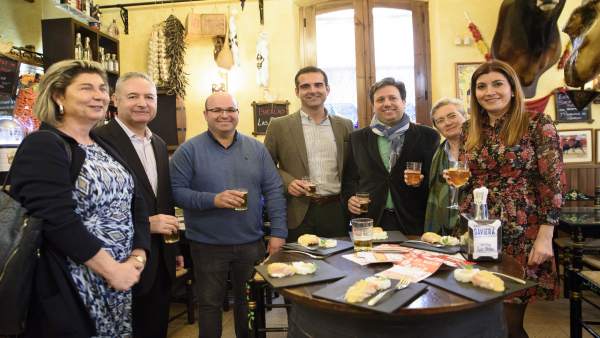 El alcalde de Almería anima a participar en la XI Ruta de la Tapa El alcalde de Almería anima a participar en la XI Ruta de la Tapa
